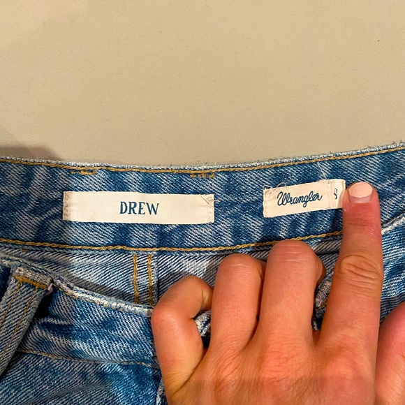 Wrangler denim high waisted shorts - Picture 2 of 4